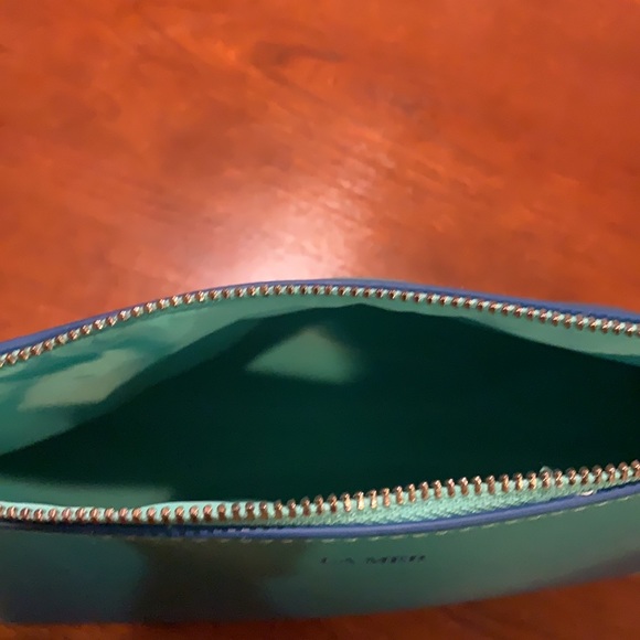 LA MER cosmetic bag NWOT + free gift 🎁 - Picture 4 of 4